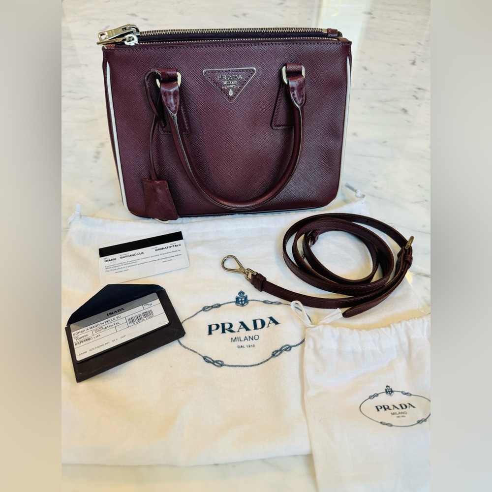 Rare Authentic Small Prada Saffiano Galleria Double Zip Bag in Burgundy